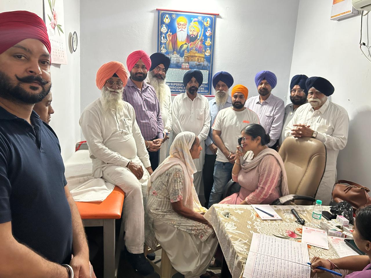 गुरु नानक मिशन सेवा सोसायटी ने नि:शुल्क नेत्र ऑपरेशन शिविर का आयोजन किया।
